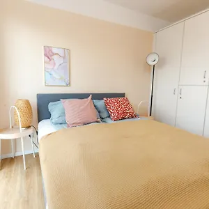 Apartment Fullhouse - - K28 A - Southern Center, Leipzig